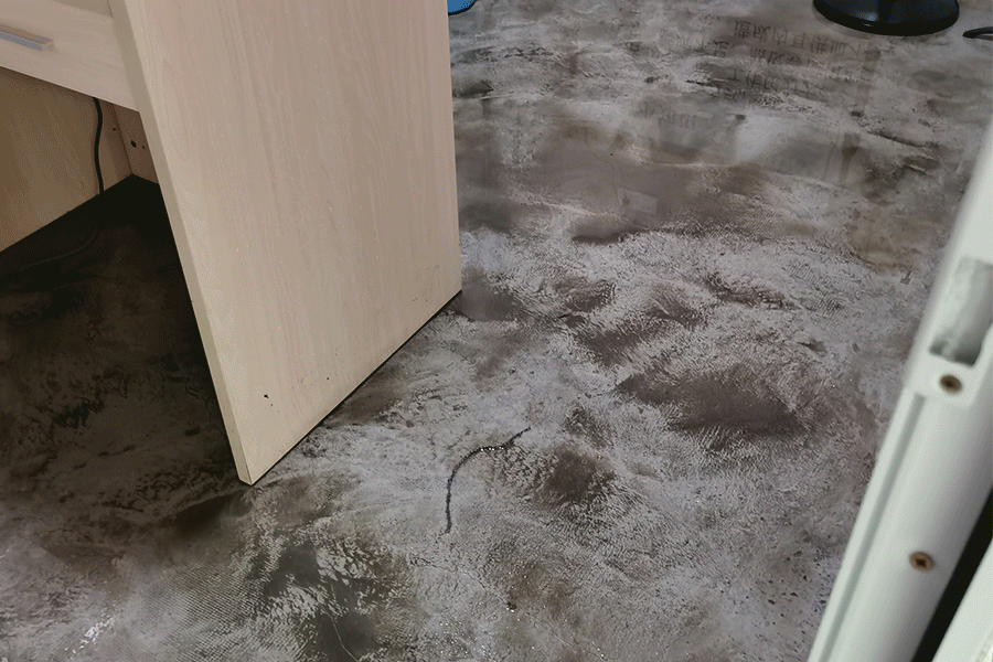 暴雨來襲，聽覺有道驗配師連夜搶救公司財產